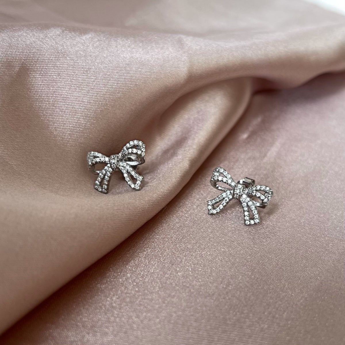 [Rose Jewels]Dainty Bow Shape Earrings