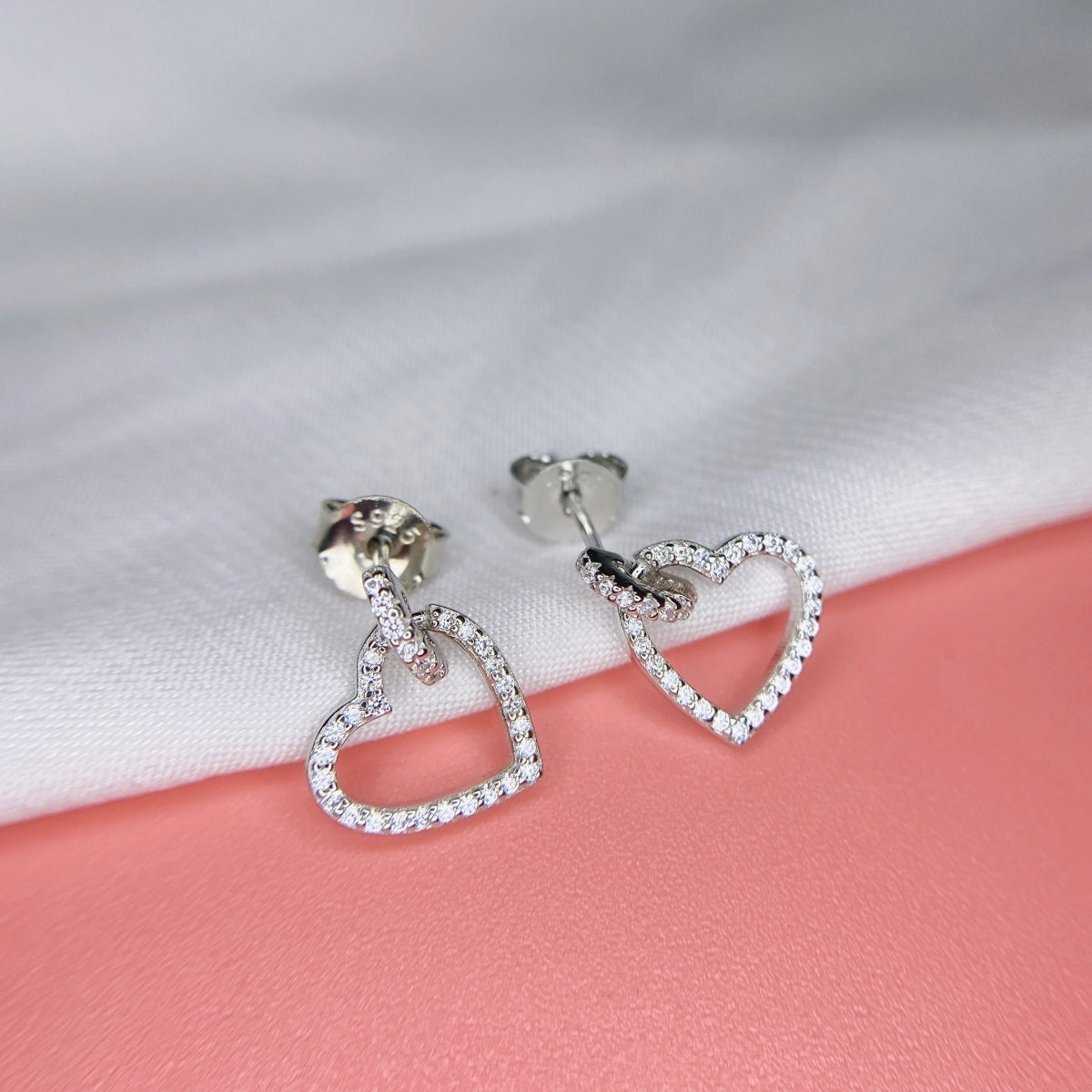 [Rose Jewels]Dainty Heart Shape Earrings