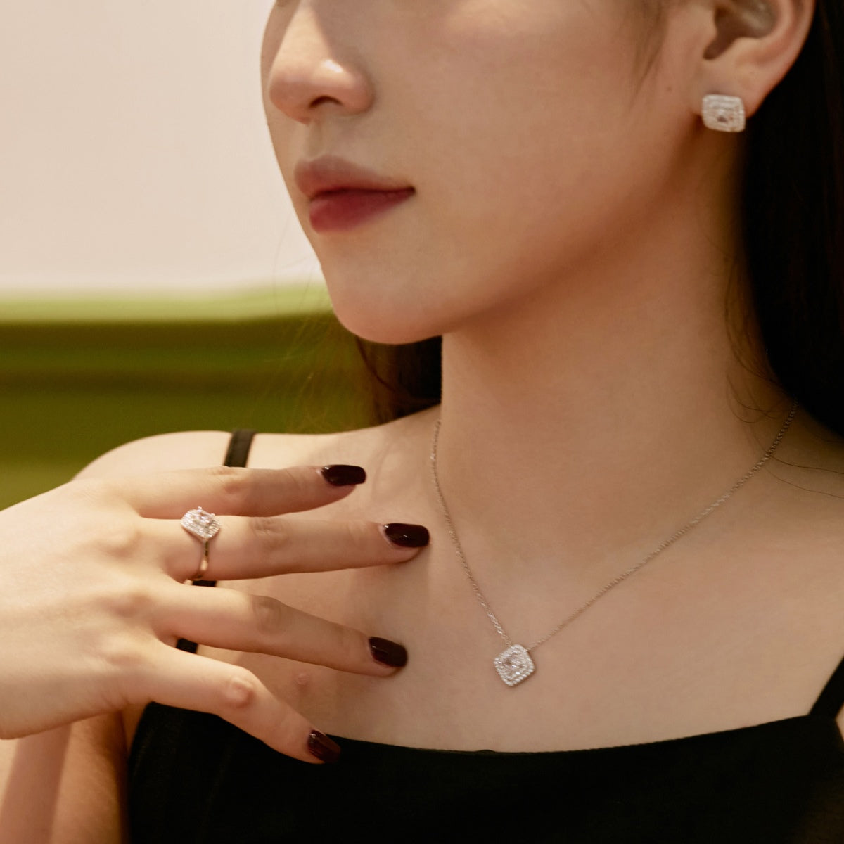 [Rose Jewels]Sparkling Asscher Cut Necklace