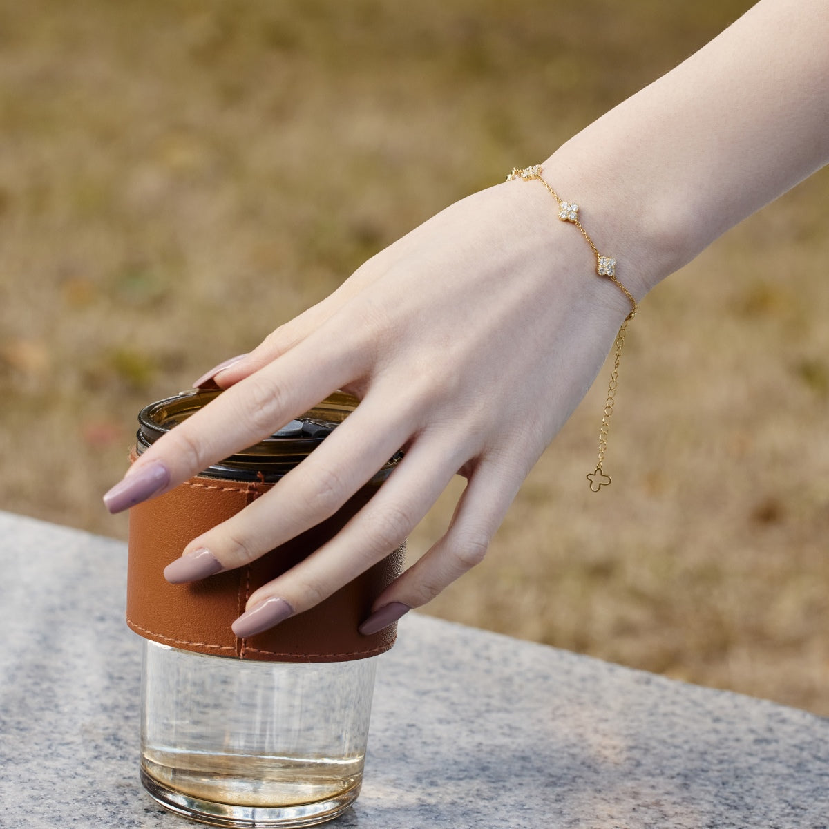 [Rose Jewels]Four-Leaf Clover Hollow Butterfly Bracelet