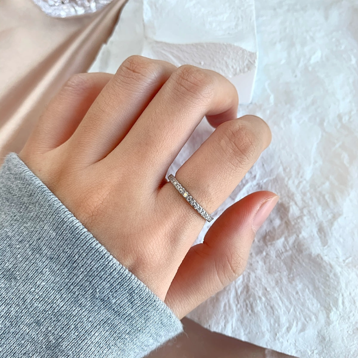 [Rose Jewels]Delicate Sparkling Round Cut Daily Ring