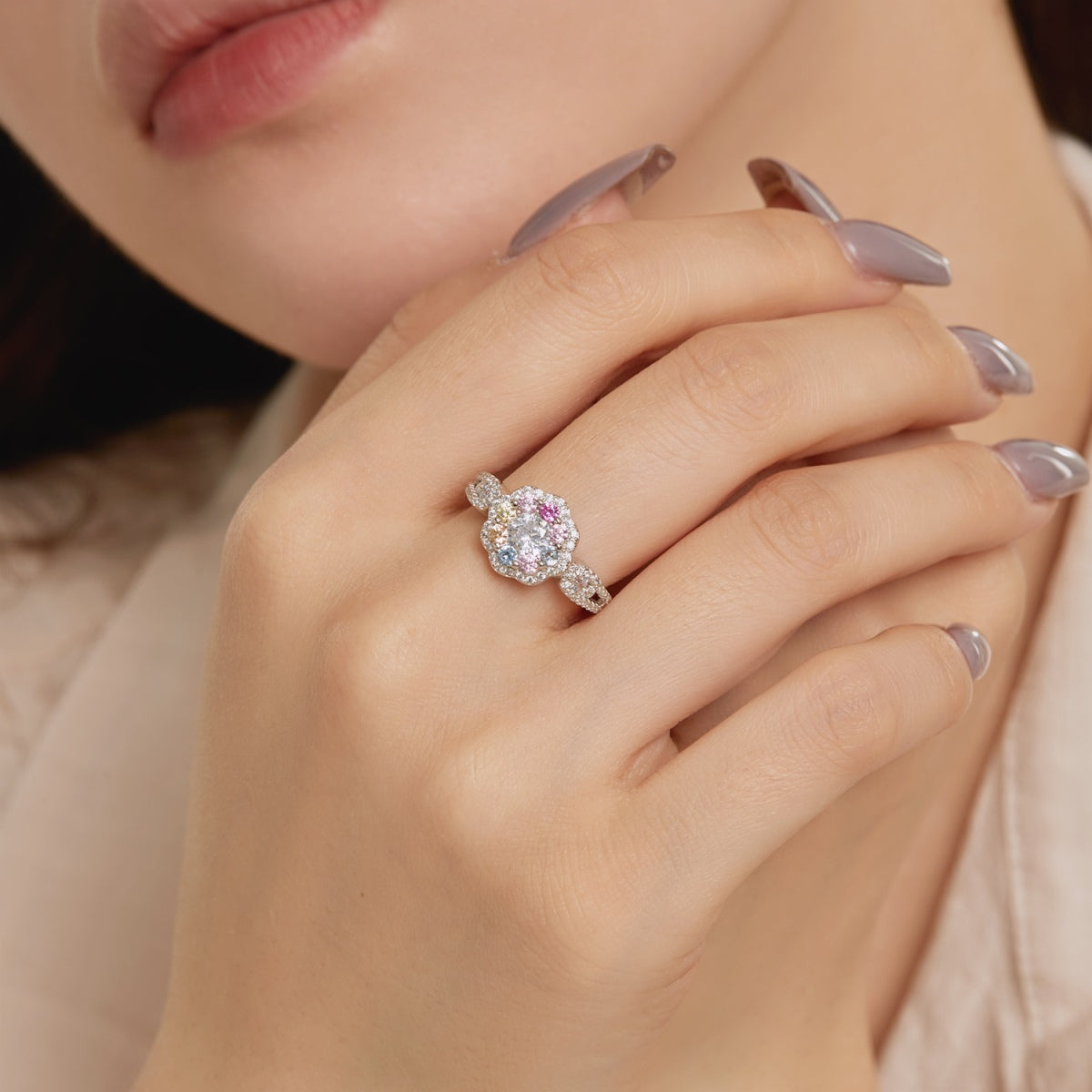 [Rose Jewels]Delicate Colorful Round Cut Flower Shape Wedding Ring