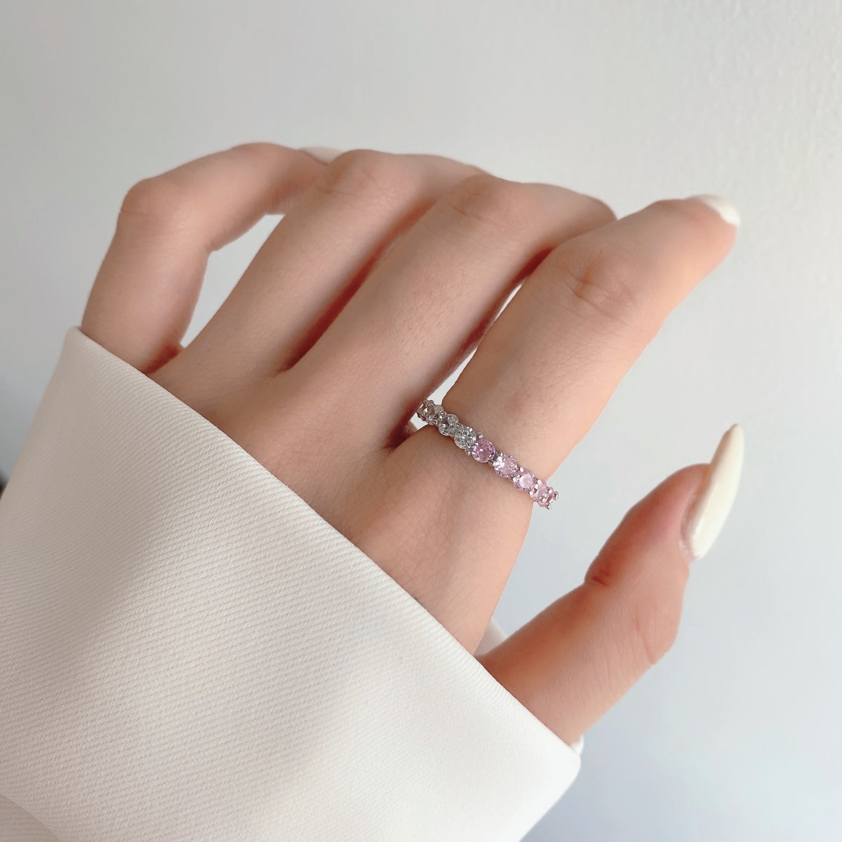 [Rose Jewels]Sparkling Round Cut Tennis Ring