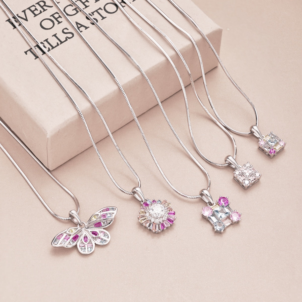 [Rose Jewels]Charming Flower Colorful Necklace