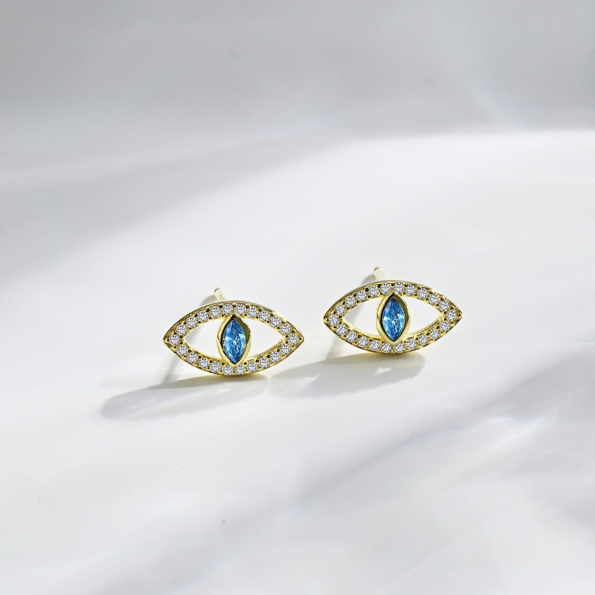 [Rose Jewels]Blue Devil Eyes Hollow Stud Earrings