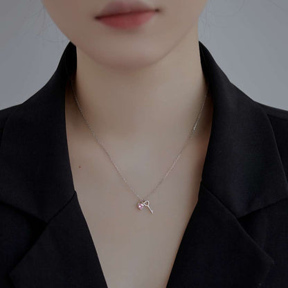 [Rose Jewels]Unique Heart Shape Key Pendent Necklace